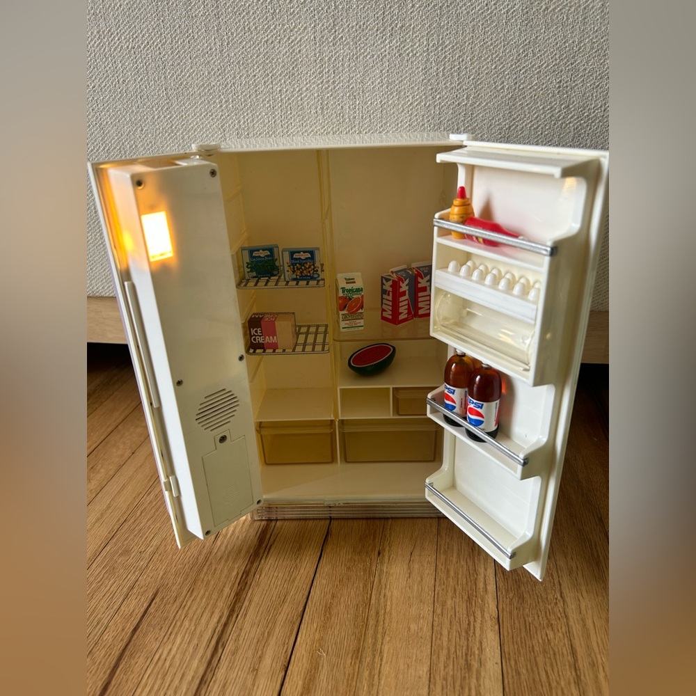 1996 Vintage Tyco Kitchen Littles Fridge, Stove, & Toaster - Picture 4 of 11